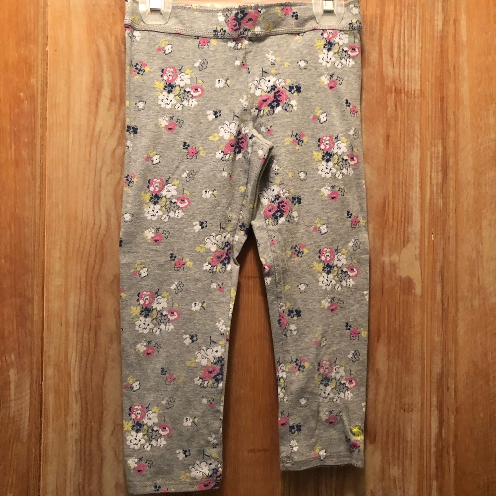 Abercrombie Cropped Flower Leggings